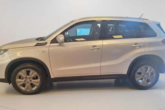 Suzuki Vitara (2025) thumbnail 3
