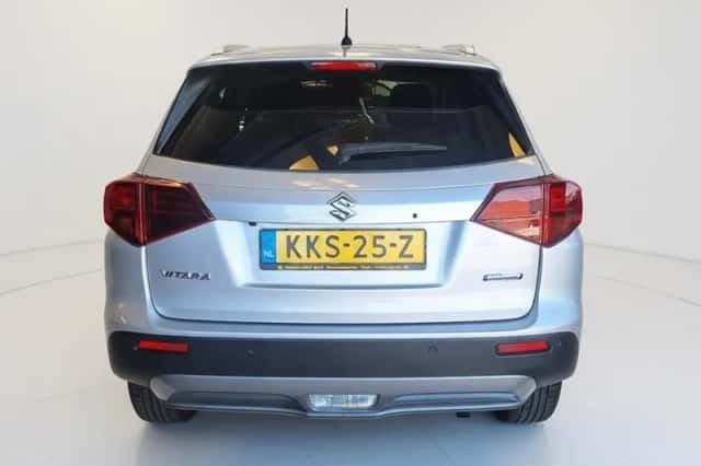 Suzuki Vitara (2025) thumbnail 5