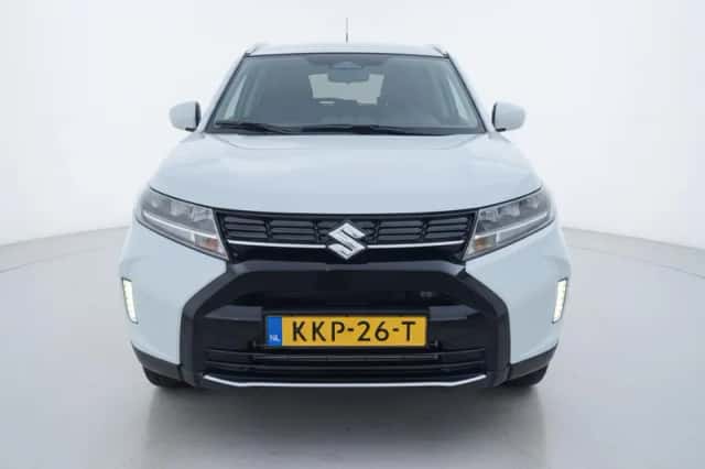 Suzuki Vitara (2025) thumbnail 5