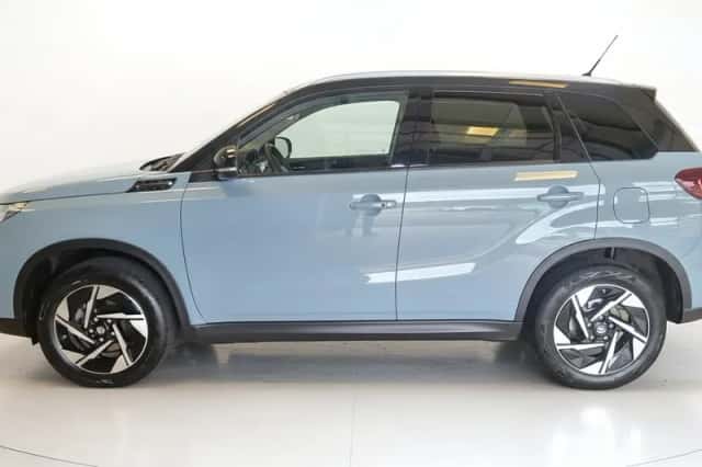 Suzuki Vitara (2025) thumbnail 3