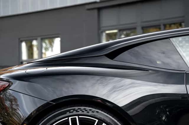 Aston Martin DB12 V8 (2024) thumbnail 17