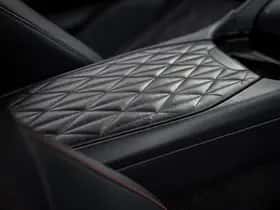 Aston Martin DB12 V8 (2024) thumbnail 31