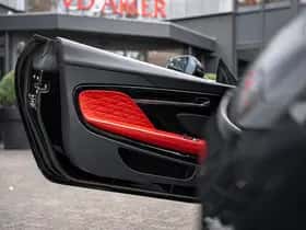 Aston Martin DB12 V8 (2024) thumbnail 5