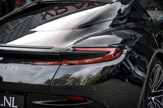 Aston Martin DB12 V8 (2024) thumbnail 44
