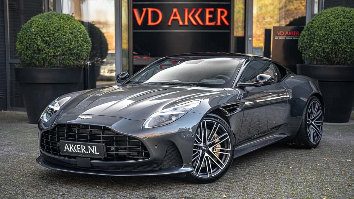 Aston Martin DB12 V8 (2025) — foto 1