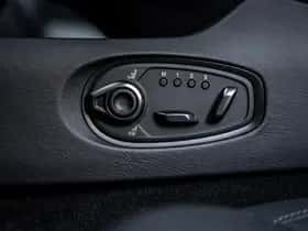 Aston Martin DB12 V8 (2025) thumbnail 12