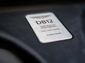 Aston Martin DB12 V8 (2025) thumbnail 17