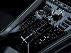 Aston Martin DB12 V8 (2025) thumbnail 20