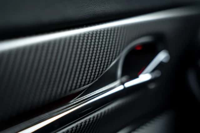 Aston Martin DB12 V8 (2025) thumbnail 31