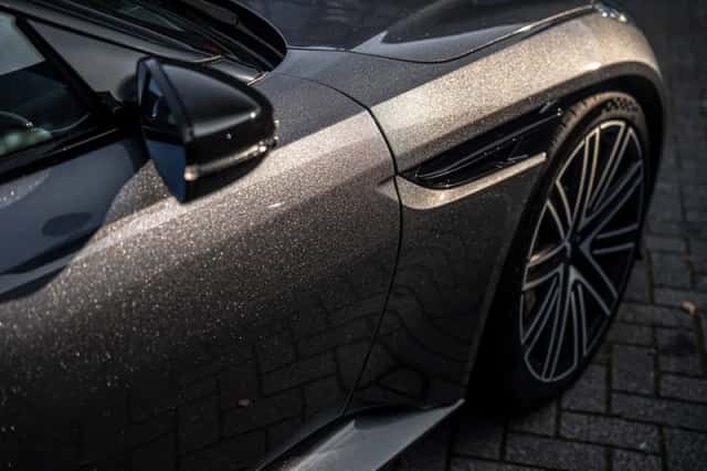 Aston Martin DB12 V8 (2025) thumbnail 9