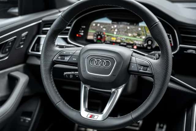 Audi Q8 (2025) thumbnail 11
