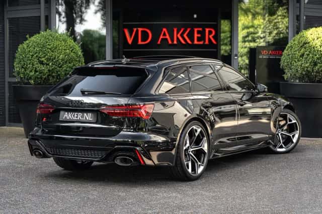 Audi RS6 (2025) thumbnail 2