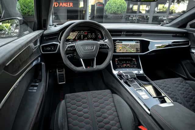 Audi RS6 (2025) thumbnail 3