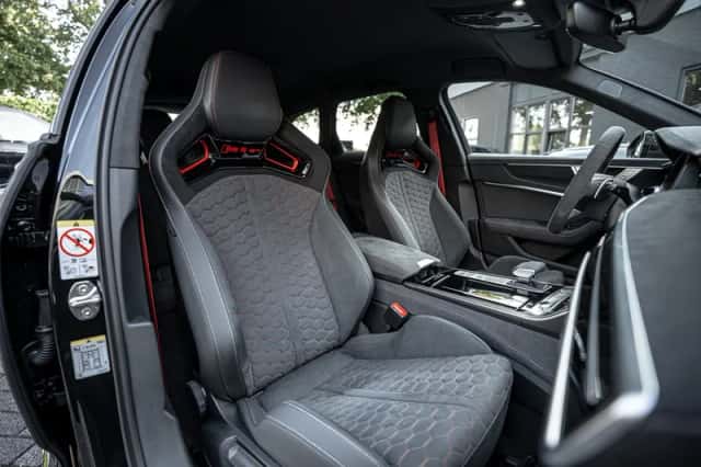 Audi RS6 (2025) thumbnail 4