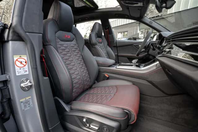 Audi RSQ8 Performance URBAN (2025) thumbnail 4