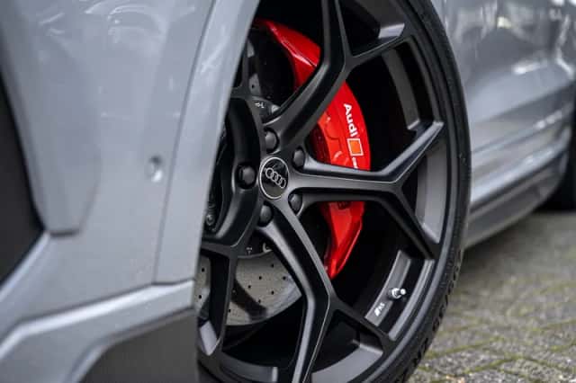 Audi RSQ8 Performance URBAN (2025) thumbnail 37