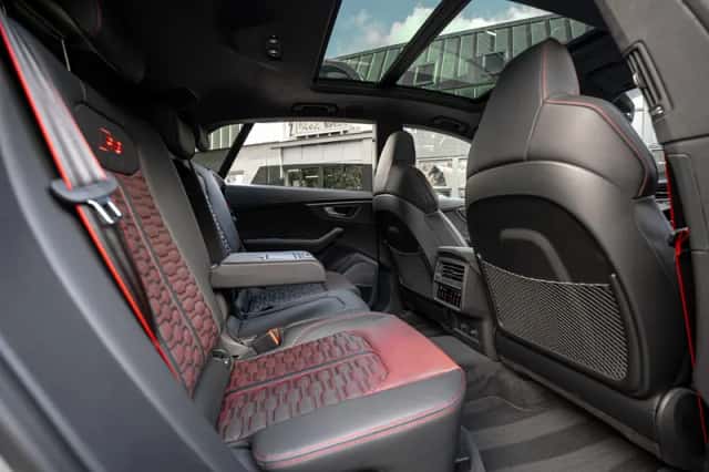 Audi RSQ8 Performance URBAN (2025) thumbnail 5