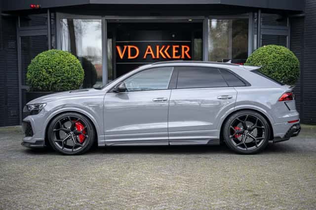 Audi RSQ8 Performance URBAN (2025) thumbnail 6