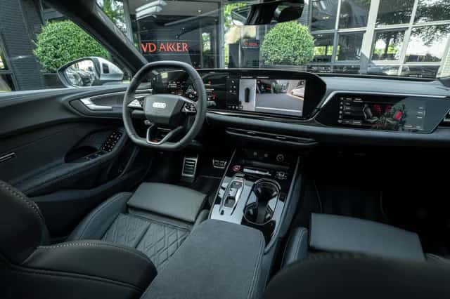 Audi S5 (2025) thumbnail 3