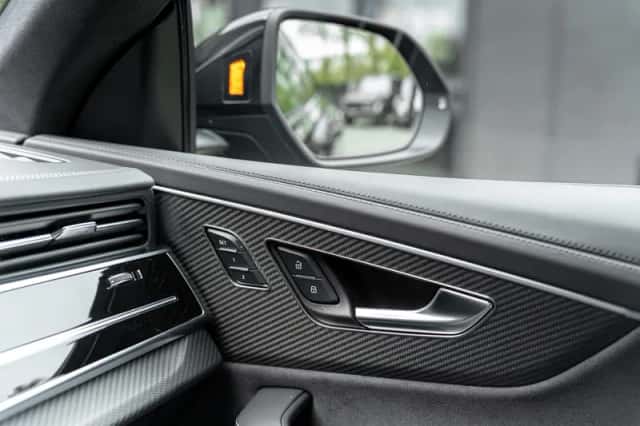 Audi SQ8 (2024) thumbnail 20