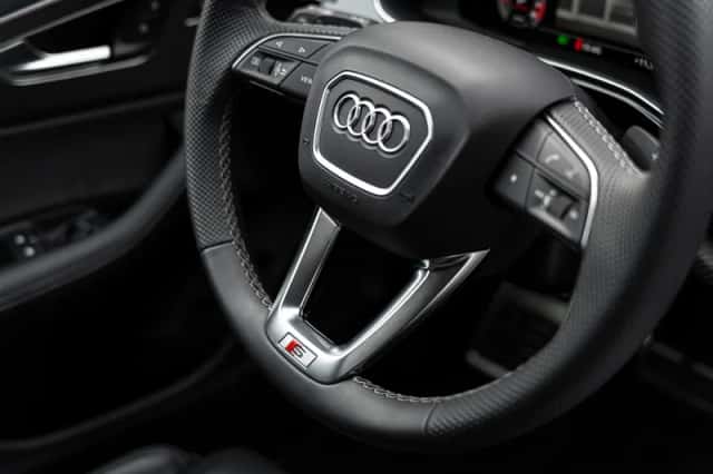 Audi SQ8 (2024) thumbnail 27