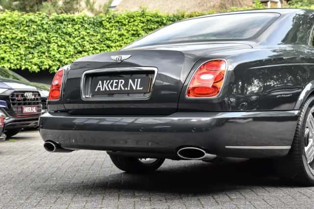 Bentley Brooklands (2009) thumbnail 33