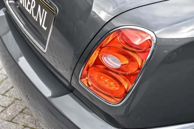 Bentley Brooklands (2009) thumbnail 10