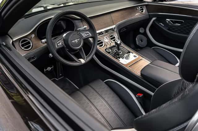 Bentley Continental GTC (2026) thumbnail 24