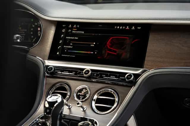 Bentley Continental GTC (2026) thumbnail 36