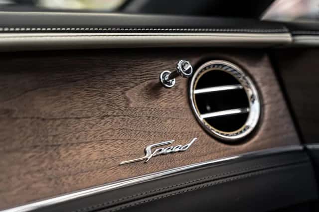Bentley Continental GTC (2026) thumbnail 40