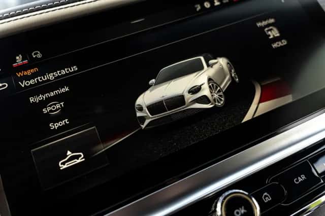 Bentley Continental GTC (2026) thumbnail 46