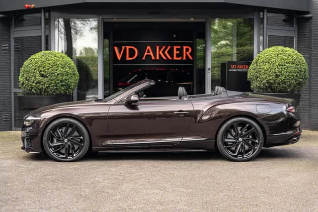 Bentley Continental GTC (2026) thumbnail 6