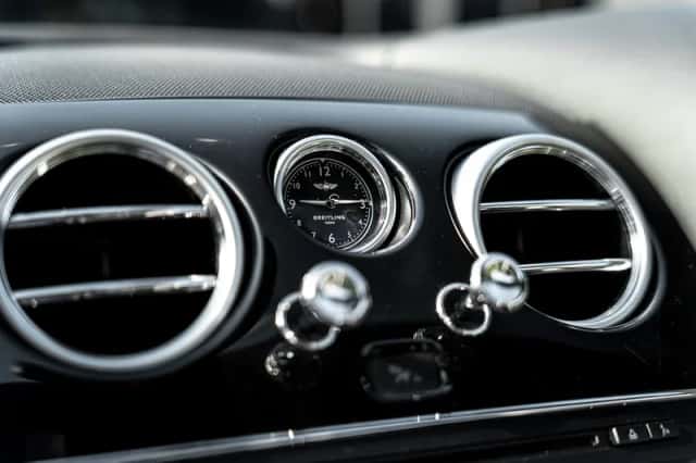 Bentley Continental GTC (2018) thumbnail 28