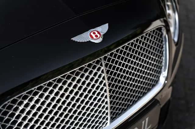 Bentley Continental GTC (2018) thumbnail 9