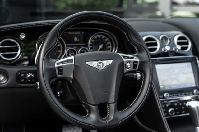 Bentley Continental GTC (2018) thumbnail 10