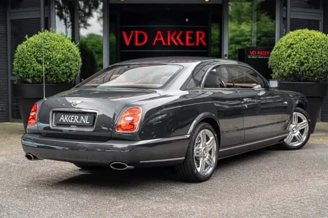 Bentley Brooklands (2009) thumbnail 2