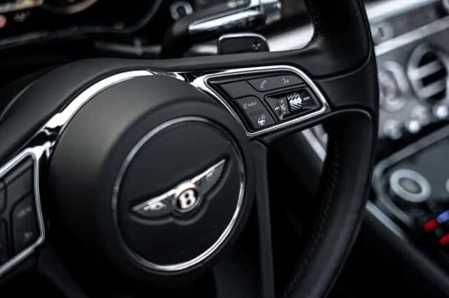 Bentley Continental GTC (2019) thumbnail 11