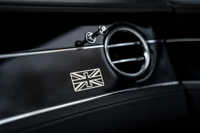 Bentley Continental GTC (2019) thumbnail 24