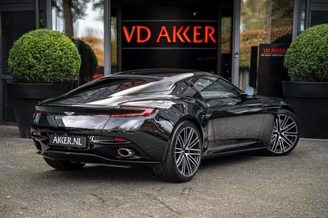 Aston Martin DB12 (2024) thumbnail 2