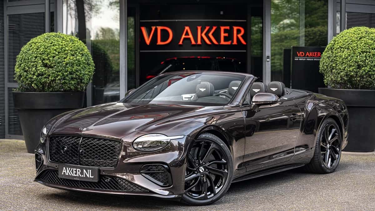 Bentley Continental GTC (2026) — foto 1
