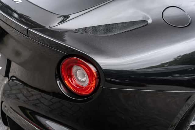 Ferrari F12 Berlinetta (2014) thumbnail 11