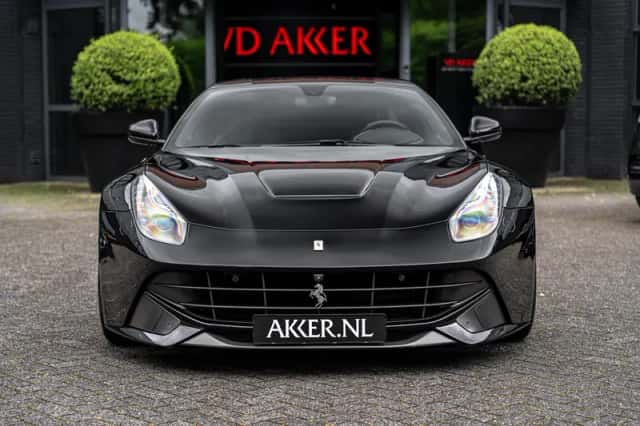 Ferrari F12 Berlinetta (2014) thumbnail 14