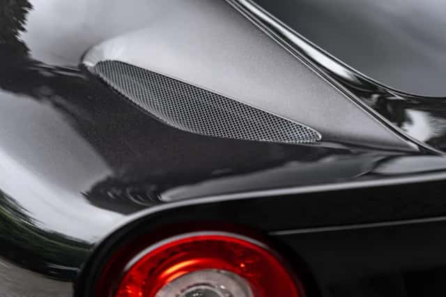 Ferrari F12 Berlinetta (2014) thumbnail 22