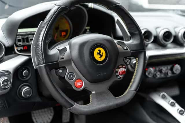 Ferrari F12 Berlinetta (2014) thumbnail 33