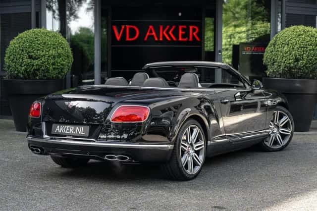 Bentley Continental GTC (2018) thumbnail 2
