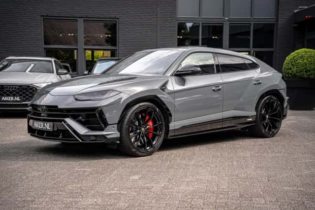 Lamborghini Urus S (2024) thumbnail 9