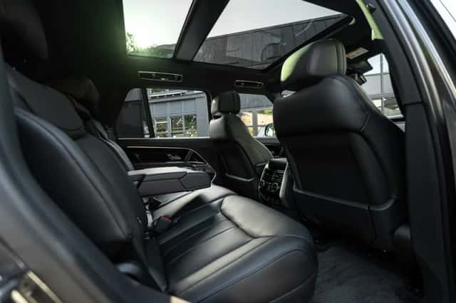 Land Rover Range Rover (2026) thumbnail 5