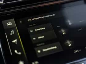 Aston Martin DB12 V8 Volante (2025) thumbnail 19
