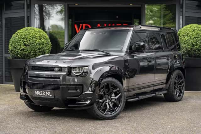 Land Rover Defender (2026) thumbnail 1