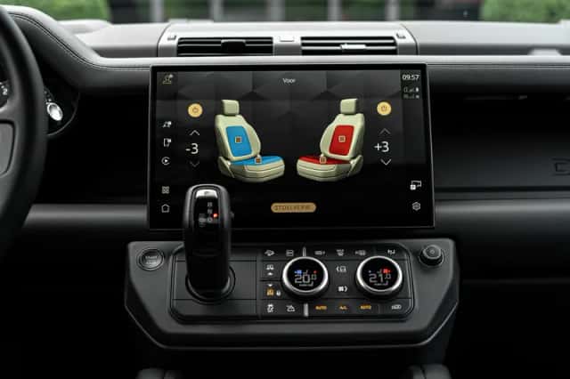 Land Rover Defender (2026) thumbnail 11
